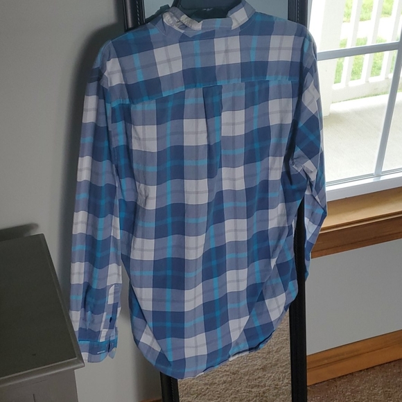 American eagle button up - Picture 3 of 3